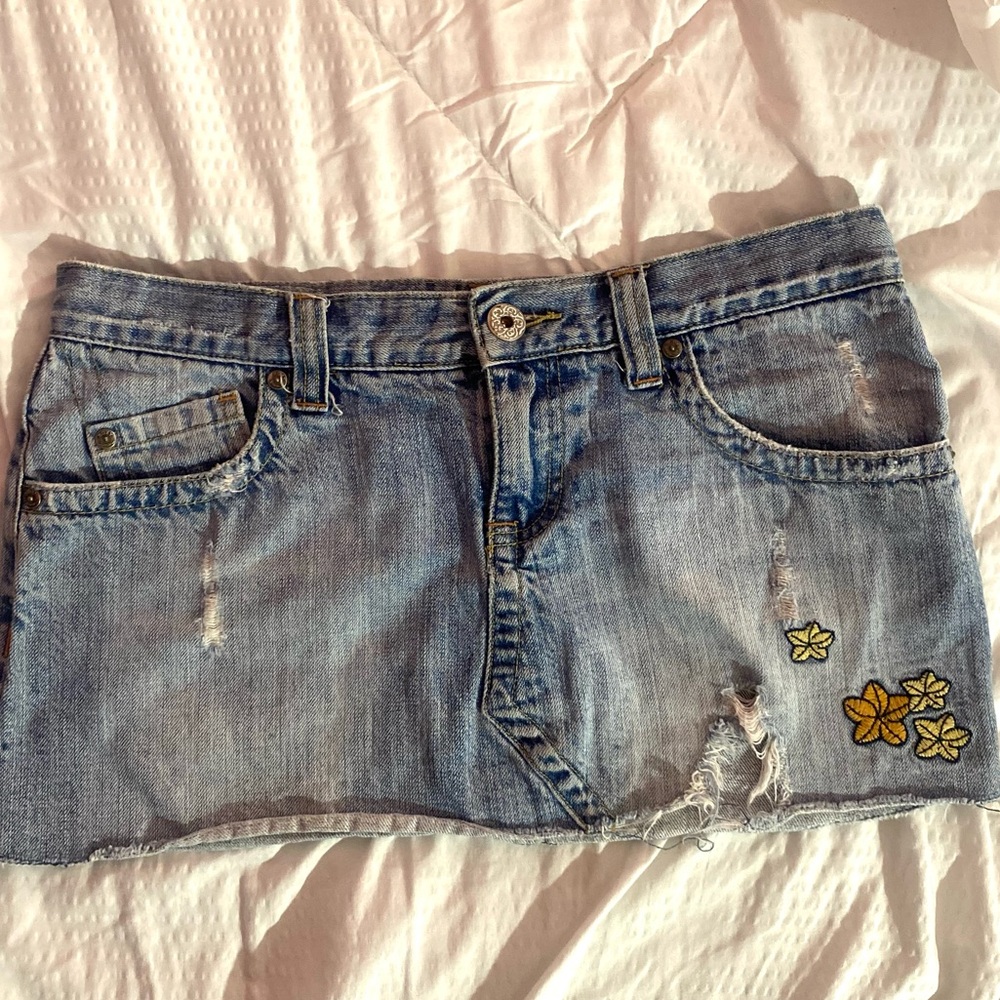 Y2K Roxy mini skirt